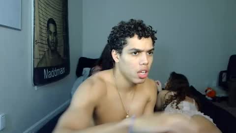 Snapshot of itstarzan chatting on October 2025 06:35:02 AM TARZAN online show from October 2025 06:35:02 AM