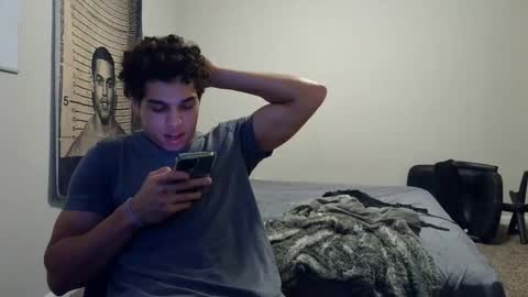 Snapshot of itstarzan chatting on October 2025 10:25:02 PM TARZAN online show from October 2025 10:25:02 PM