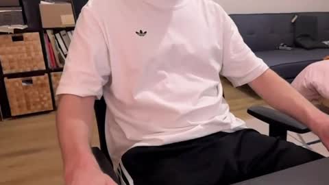 Snapshot of itsthat chatting on April 2026 02:44:02 AM itsthat online show from April 2026 02:44:02 AM