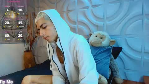 itszairen online show from April 2026 04:46:02 AM
