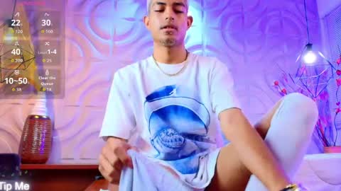itszairen online show from May 2026 03:45:02 AM