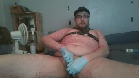 Snapshot of ittakesfiveseconds chatting on January 2026 07:45:01 AM its complicated online show from January 2026 07:45:01 AM