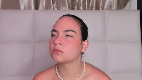 Snapshot of ittlee_angel chatting on October 2025 01:53:02 PM ittlee_angel online show from October 2025 01:53:02 PM
