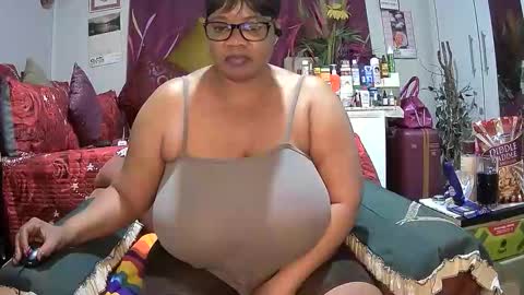 itumeleng74 online show from September 2025 05:40:02 PM