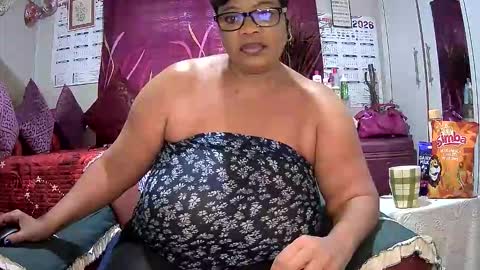 itumeleng74 online show from June 2026 06:39:01 AM