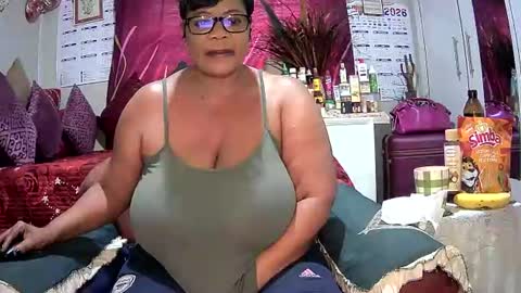 itumeleng74 online show from June 2026 08:28:01 AM
