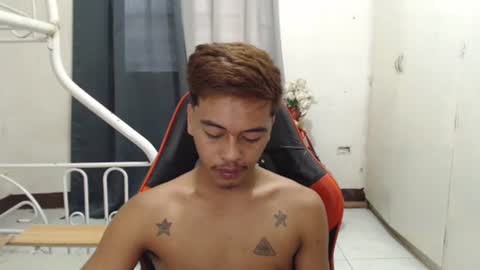 Snapshot of itzme_jhonfred chatting on July 2026 05:33:02 AM Jhonfred online show from July 2026 05:33:02 AM