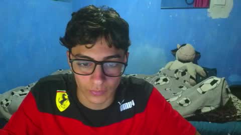 Snapshot of itztomm chatting on October 2025 03:14:02 AM itztomm online show from October 2025 03:14:02 AM