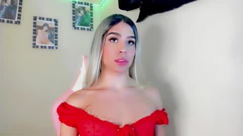 Snapshot of ivana_foxxx chatting on October 2025 05:22:02 PM Ivanna online show from October 2025 05:22:02 PM