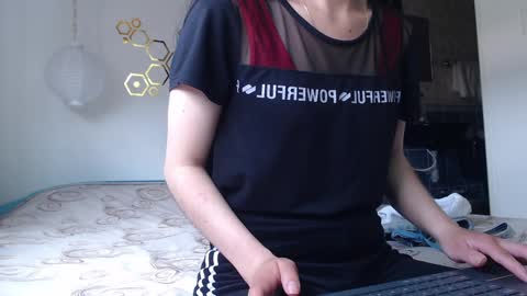 Adris online show from February 2025 08:32:01 PM