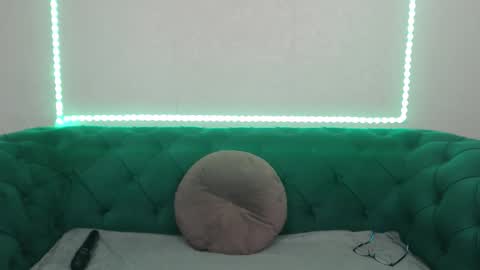 Snapshot of ivanacharm chatting on February 2026 04:32:01 AM ivanacharm online show from February 2026 04:32:01 AM