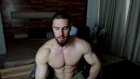 IvanHydee online show from June 2026 04:37:01 AM