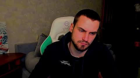 Snapshot of iveran_love1 chatting on October 2025 12:57:02 PM iveran online show from October 2025 12:57:02 PM