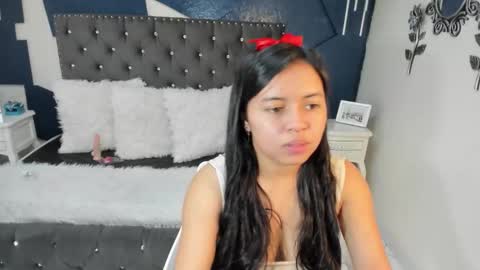 Ivet  online show from October 2025 03:04:01 AM