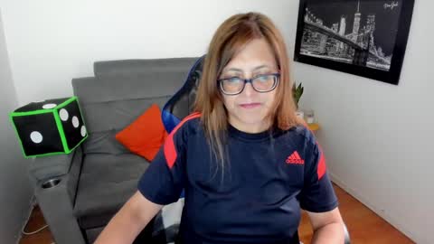 Snapshot of ivette_shaira chatting on January 2025 02:47:02 PM IVETTE online show from January 2025 02:47:02 PM