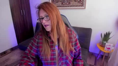 Snapshot of ivette_shaira chatting on September 2025 11:59:02 AM IVETTE online show from September 2025 11:59:02 AM