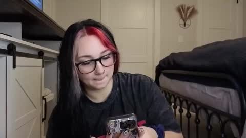 ivey jade online show from October 2025 04:57:02 AM