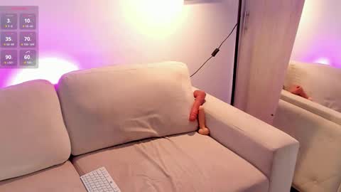 Snapshot of ivon_foxx chatting on September 2025 02:25:01 AM Ivon online show from September 2025 02:25:01 AM
