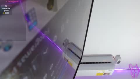 Ivon online show from October 2025 12:23:02 PM