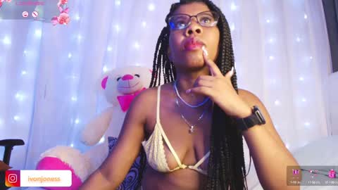 Snapshot of ivonjoness chatting on March 2025 08:11:01 AM  Ivon  Miss Jones  online show from March 2025 08:11:01 AM