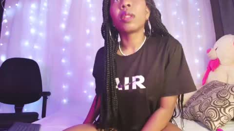 Snapshot of ivonjoness chatting on March 2025 03:34:01 AM  Ivon  Miss Jones  online show from March 2025 03:34:01 AM