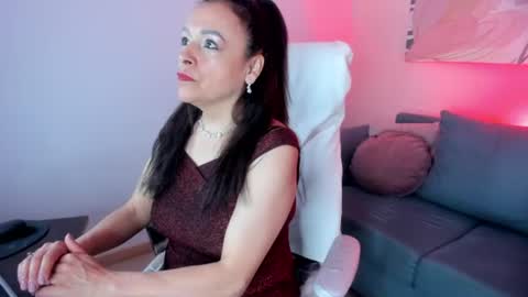 Ivonne online show from June 2026 01:20:02 PM