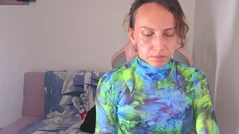 IVONNE online show from January 2026 12:49:02 AM