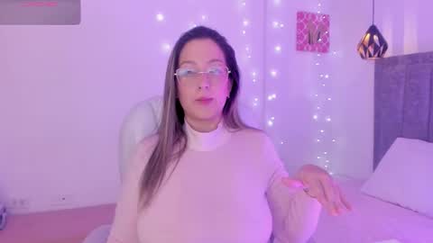 N A T H A L Y   online show from January 2026 04:04:02 AM