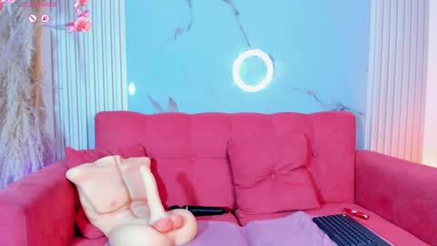 ivonymiller online show from September 2025 08:24:02 PM