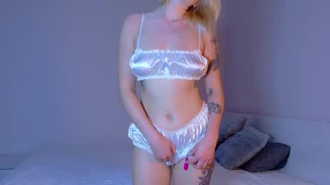 Snapshot of ivory_soule chatting on November 2025 04:51:02 PM ivory_soule online show from November 2025 04:51:02 PM