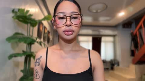 Snapshot of ivorycollins chatting on February 2026 01:21:01 AM kirstenelsie online show from February 2026 01:21:01 AM