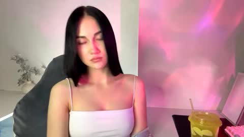 Snapshot of ivoryhochstine chatting on December 2025 03:18:02 PM Nika online show from December 2025 03:18:02 PM