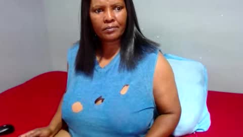 IVORYTITS48 online show from January 2025 04:19:01 AM