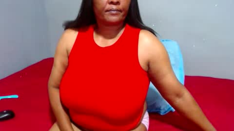 IVORYTITS48 online show from January 2025 01:27:01 PM