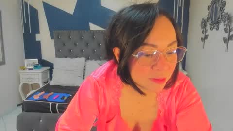 Snapshot of ivy_owen_ chatting on February 2026 01:41:02 PM Ivy online show from February 2026 01:41:02 PM