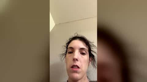 ivy_rose90 online show from June 2026 08:41:01 PM