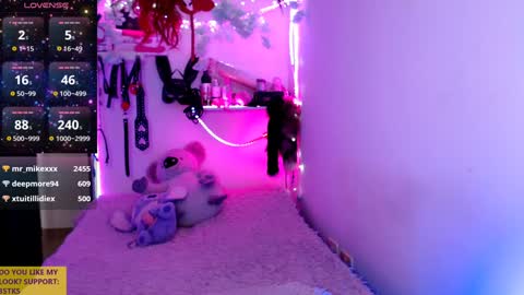 Snapshot of ivy_rosse chatting on December 2024 09:12:01 PM You can find more of me here online show from December 2024 09:12:01 PM