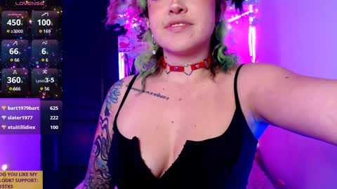 Snapshot of ivy_rosse chatting on December 2024 07:06:01 PM You can find more of me here online show from December 2024 07:06:01 PM