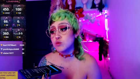 Snapshot of ivy_rosse chatting on December 2024 06:25:01 PM You can find more of me here online show from December 2024 06:25:01 PM