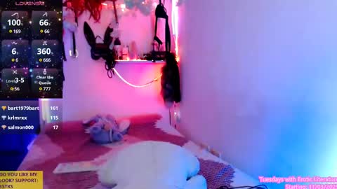 Snapshot of ivy_rosse chatting on March 2025 06:47:02 PM You can find more of me here online show from March 2025 06:47:02 PM