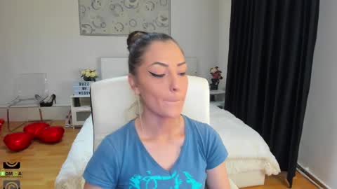 Snapshot of ivyfoxx_ chatting on March 2025 10:29:02 AM IvyFox online show from March 2025 10:29:02 AM