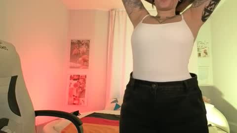 IVY - Follow me 3 online show from September 2025 08:39:01 AM