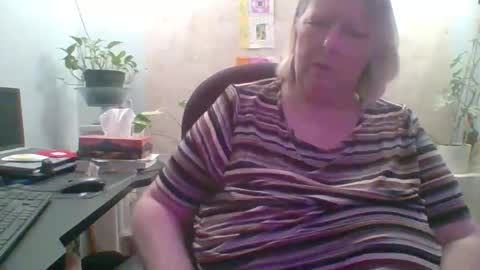 Snapshot of ivyjane3522 chatting on April 2026 01:16:02 AM ivyjane3522 online show from April 2026 01:16:02 AM