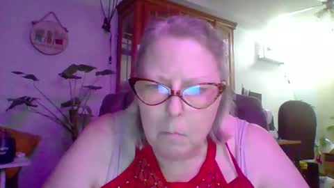 Snapshot of ivyjane3522 chatting on April 2026 01:19:01 AM ivyjane3522 online show from April 2026 01:19:01 AM