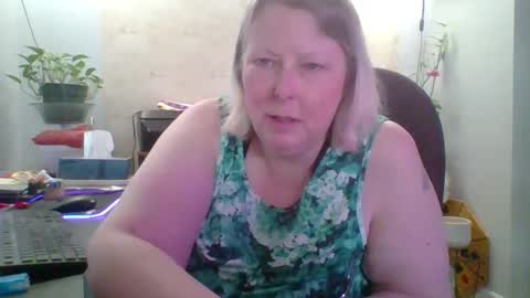 Snapshot of ivyjane3522 chatting on May 2026 07:11:02 PM ivyjane3522 online show from May 2026 07:11:02 PM