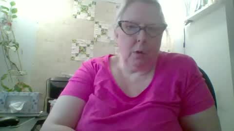 Snapshot of ivyjane3522 chatting on June 2026 05:37:01 PM ivyjane3522 online show from June 2026 05:37:01 PM