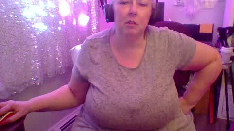 Snapshot of ivyjane3522 chatting on July 2026 01:01:02 AM ivyjane3522 online show from July 2026 01:01:02 AM