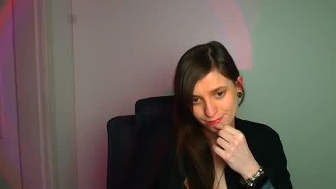 Ivy online show from April 2026 12:36:02 PM