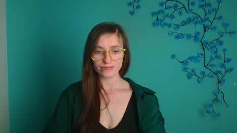 Snapshot of ivynoir_ chatting on April 2026 02:07:02 PM Ivy online show from April 2026 02:07:02 PM