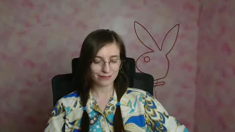 Snapshot of ivynoir_ chatting on May 2026 11:51:01 AM Ivy online show from May 2026 11:51:01 AM